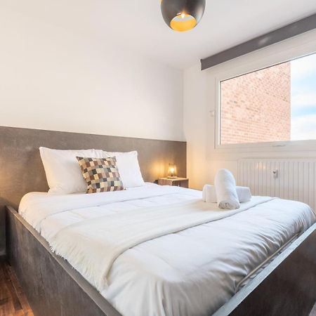 Hypercentre: Apartment Near Station With Parking Lille Bagian luar foto